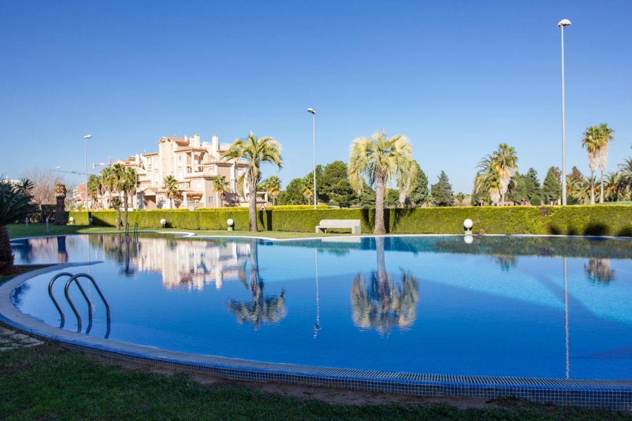Apartamento Nuevo En La Playa- Met- Oliva Nova Golf Exterior photo
